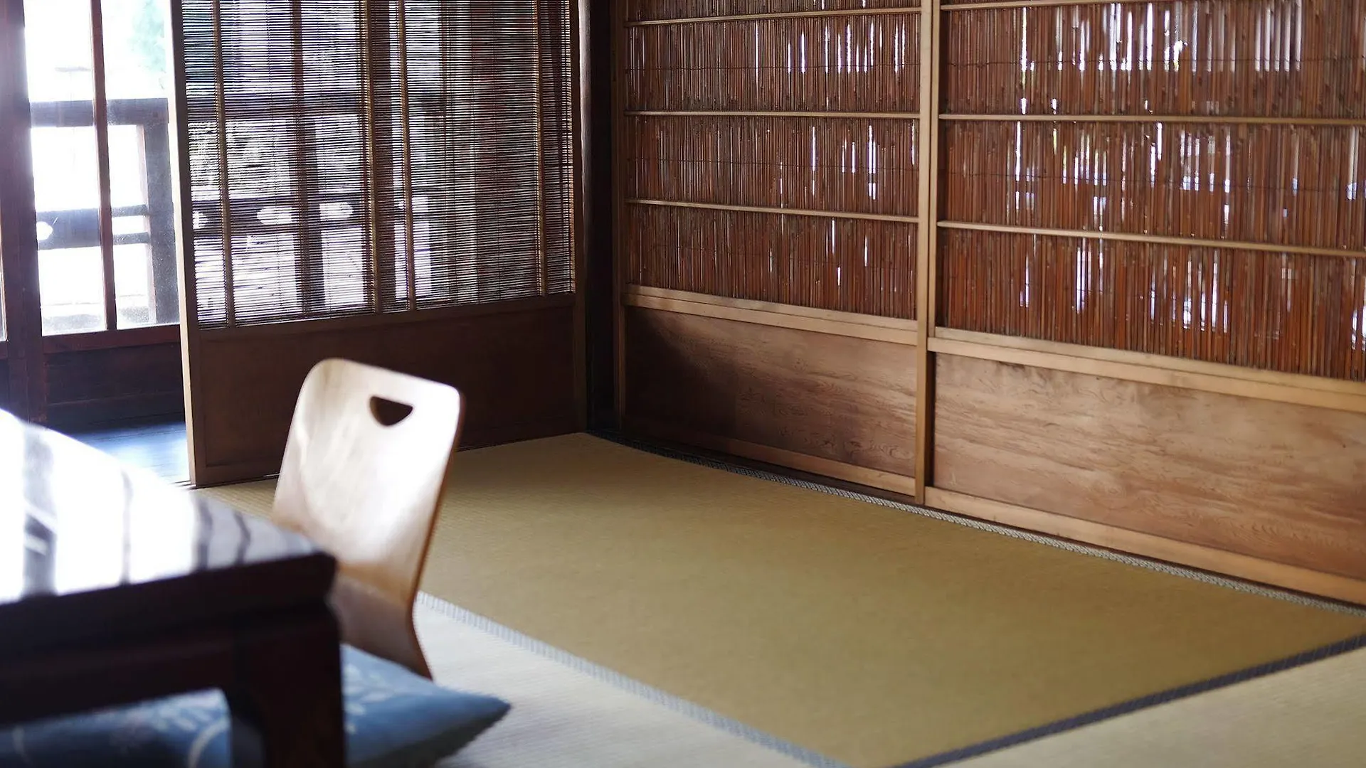 ****  Toshiharu Ryokan Kyoto Japon